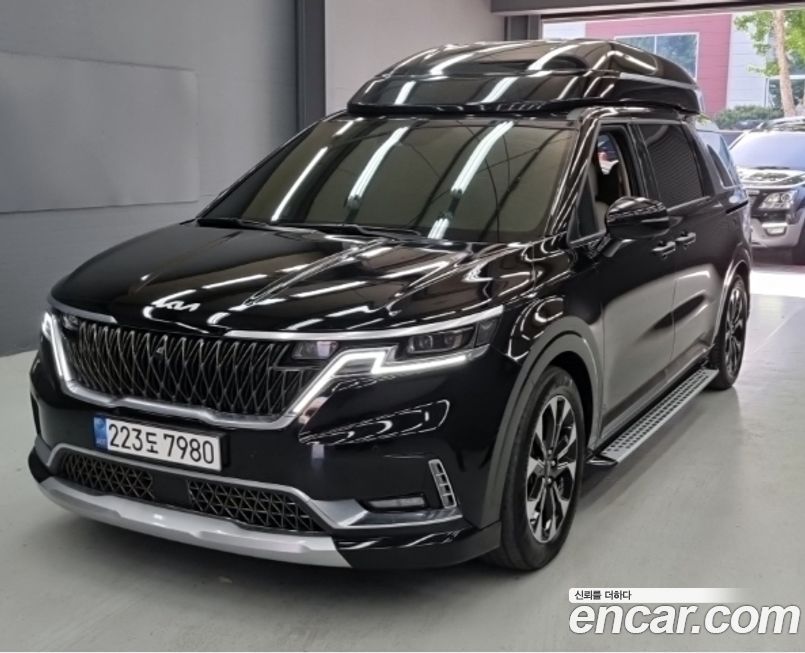 Kia Carnival 7-Seater Hi-Limousine, 2021