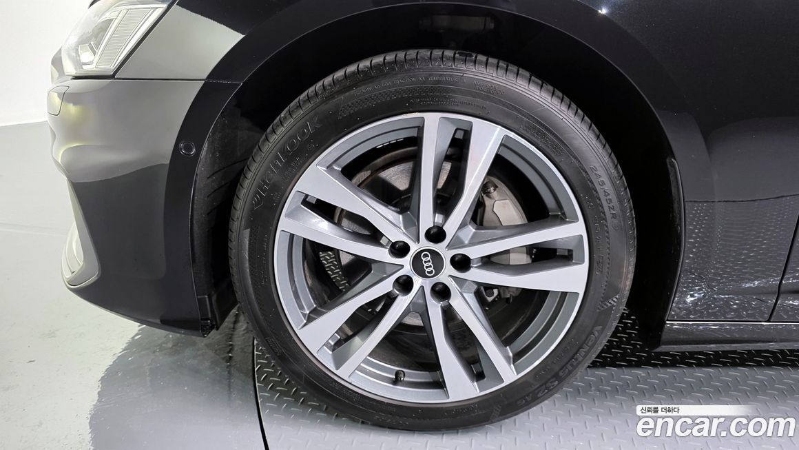 Audi A6 45 TFSI Quattro Premium, 2022