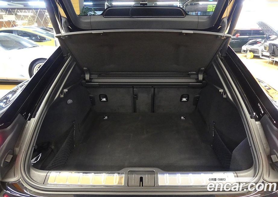 Porsche Panamera 4.0 GTS, 2025