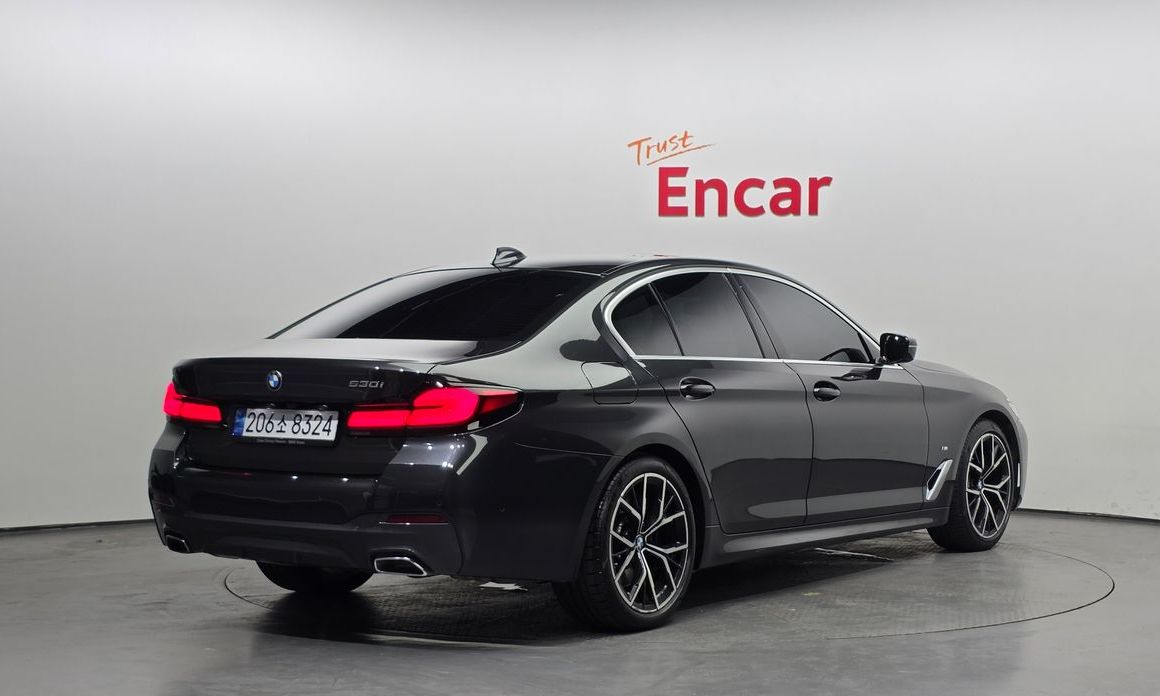 BMW 5-Series 530i M Sport Package, 2022