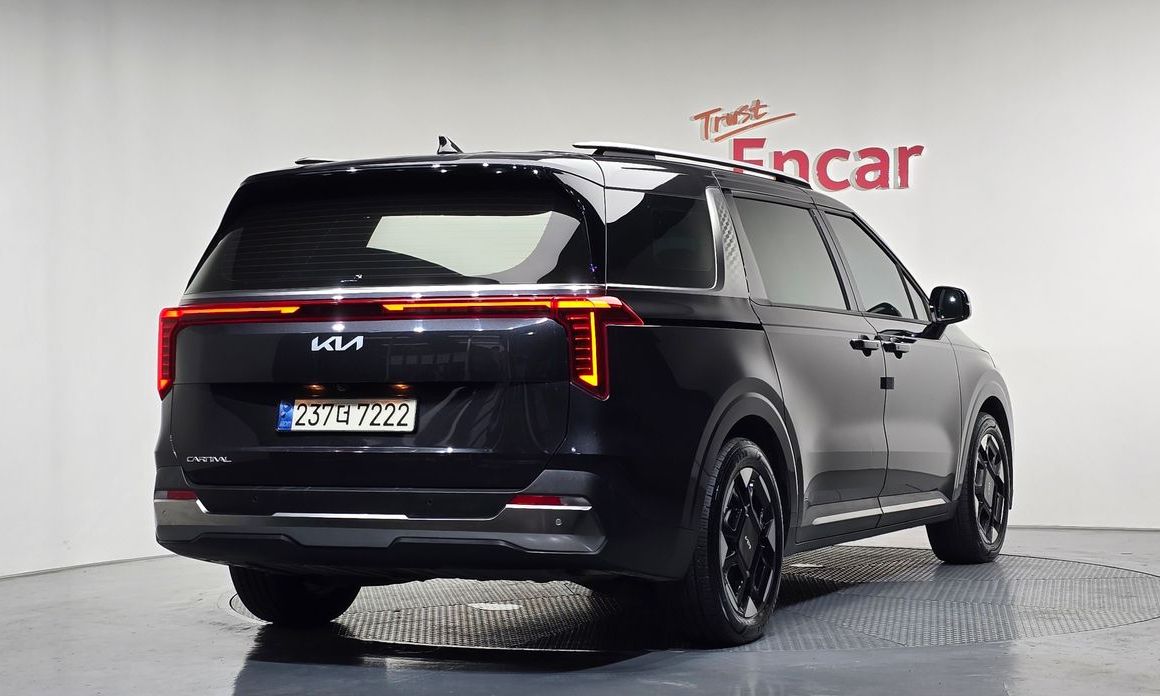 Kia Carnival 9-Seater Noblesse, 2024