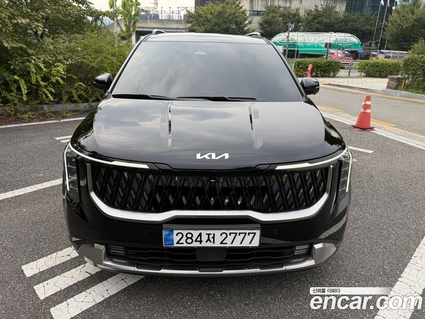 Kia Carnival 7-Seater Signature, 2024