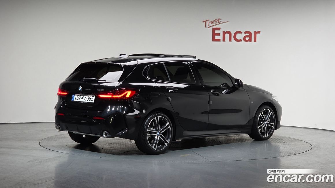 BMW 1-Series 120i M Sports, 2024