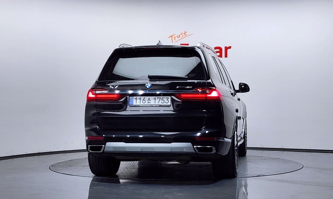 BMW X7 xDrive 40i Design Pure Excellence 7-Seater, 2022