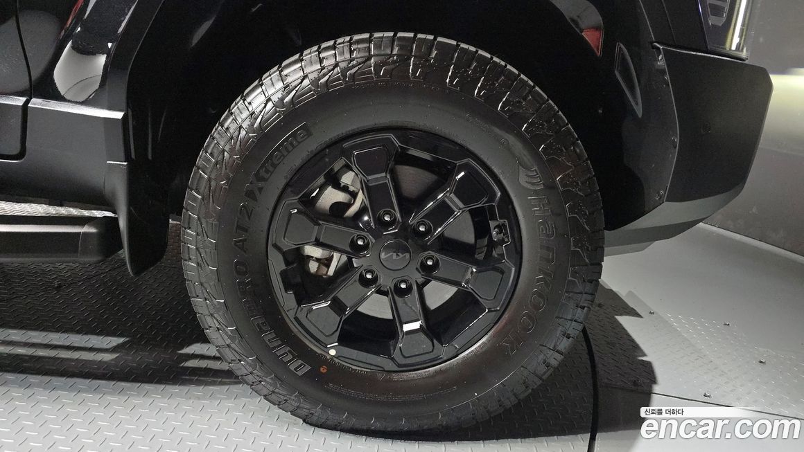 Kia Tasman 2.5T Gasoline 4WD, 2026