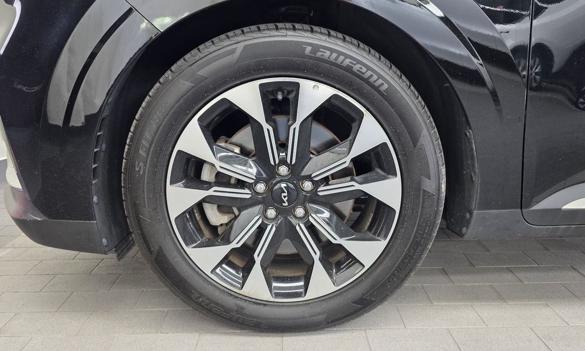 Kia Carnival 7-Seater Signature, 2022