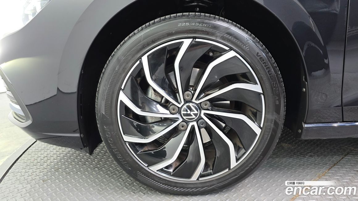 Volkswagen Golf 2.0 TDI Prestige, 2023