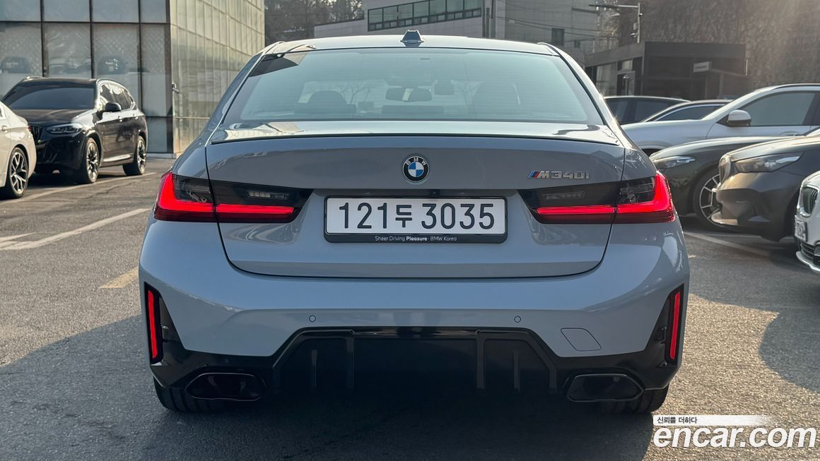 BMW 3-Series M340i, 2025