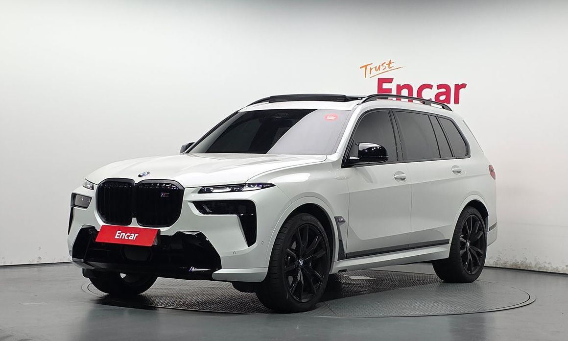 BMW X7 M60i xDrive M sport 6STR, 2025