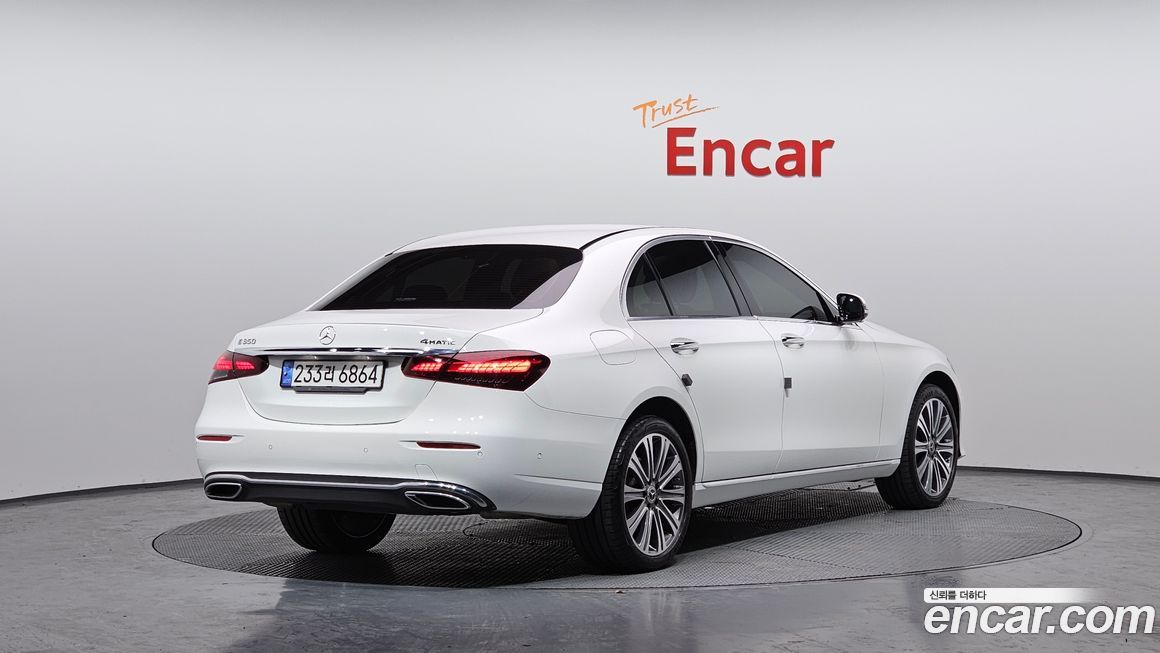 Mercedes-Benz E-Class E350 4MATIC Exclusive, 2023