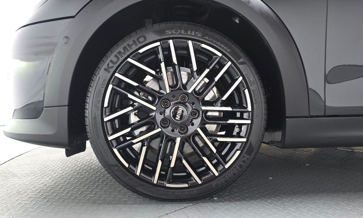 Mini Cooper 5 Door Favoured, 2025