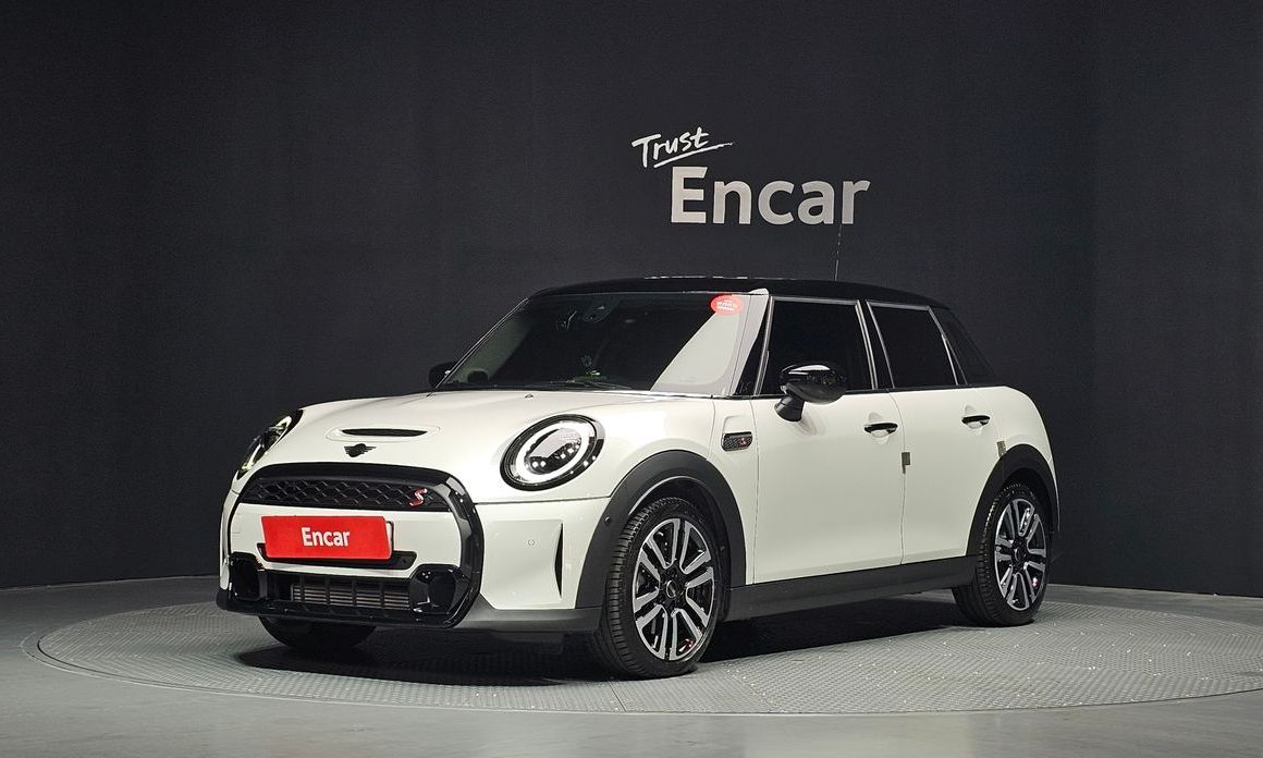 Mini Cooper 5Door Classic, 2024