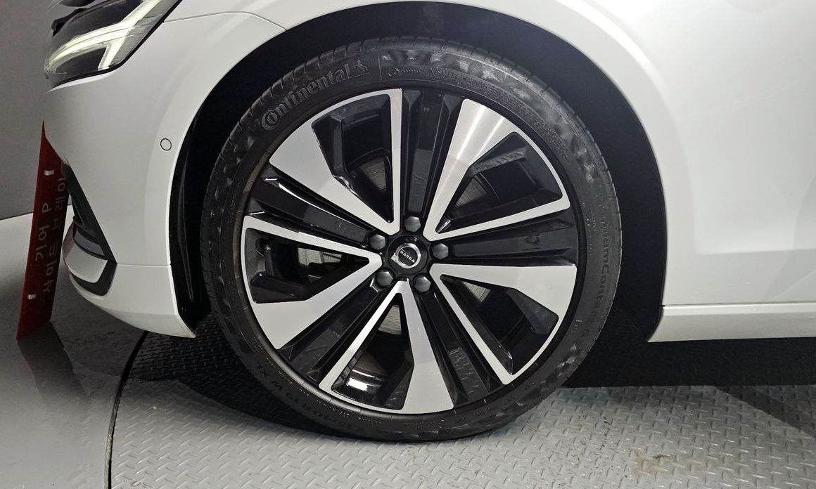 Volvo S60 B5 Ultimate Bright, 2024