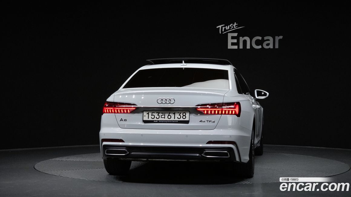 Audi A6 45 TFSI Premium, 2022