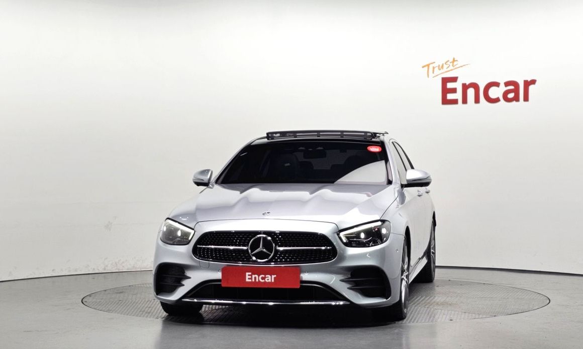 Mercedes-Benz E-Class E350 4MATIC AMG Line, 2022