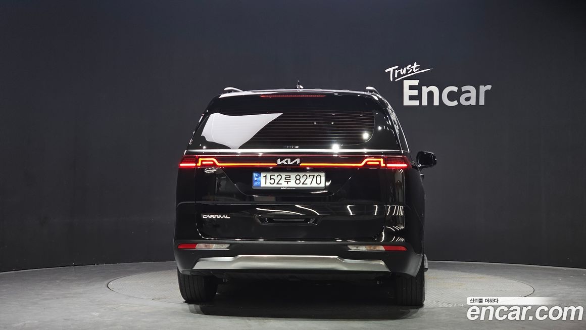 Kia Carnival 9-Seater Signature, 2023