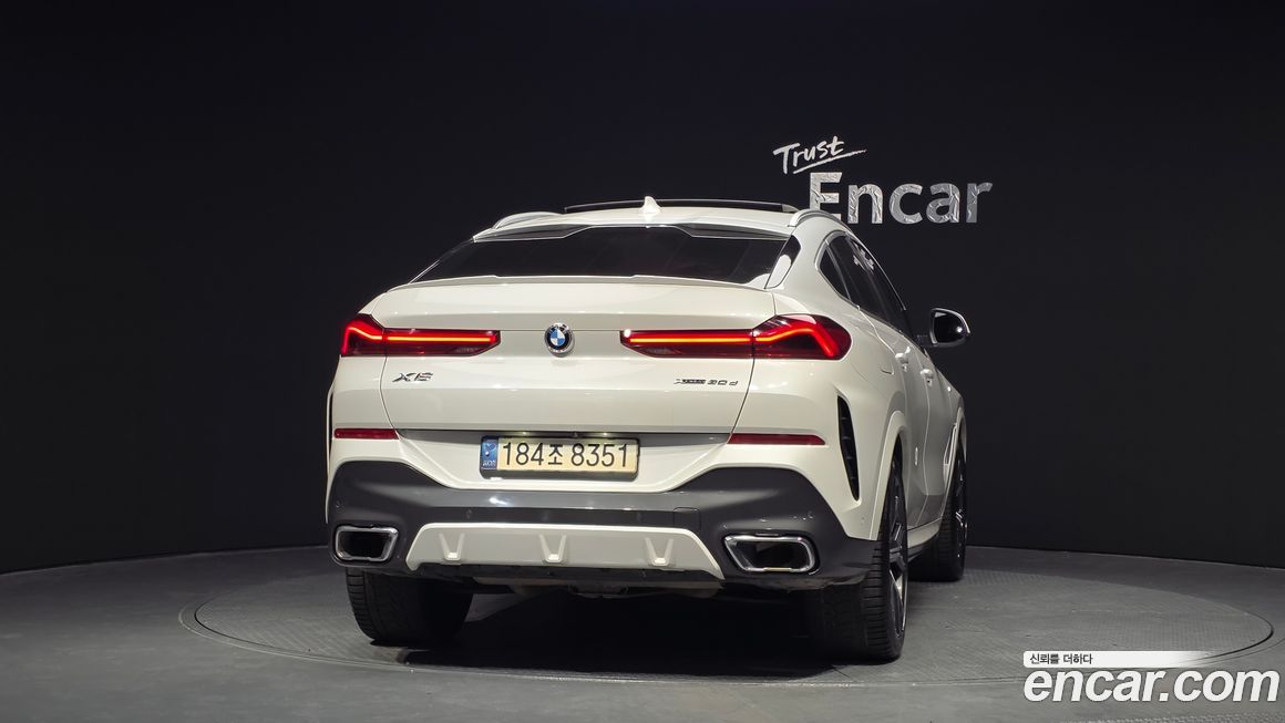 BMW X6 xDrive30d M Sport, 2022