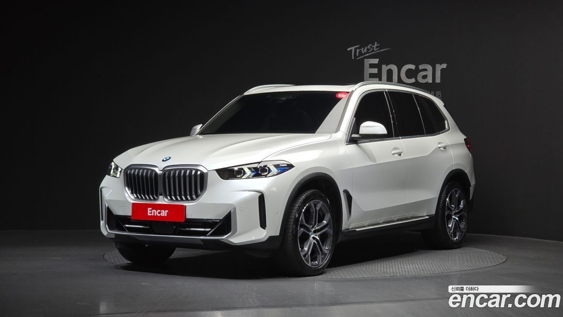 BMW X5 xDrive 40i xLine, 2024