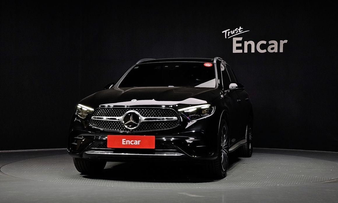 Mercedes-Benz GLC-Class GLC300 4MATIC AMG Line, 2025