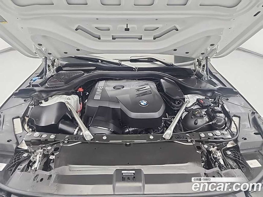 BMW 5-Series 530i xDrive M Sport, 2025