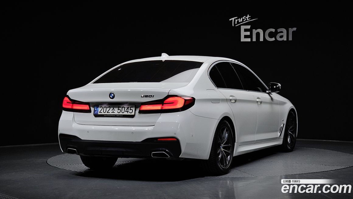 BMW 5-Series 520i M Sport, 2023