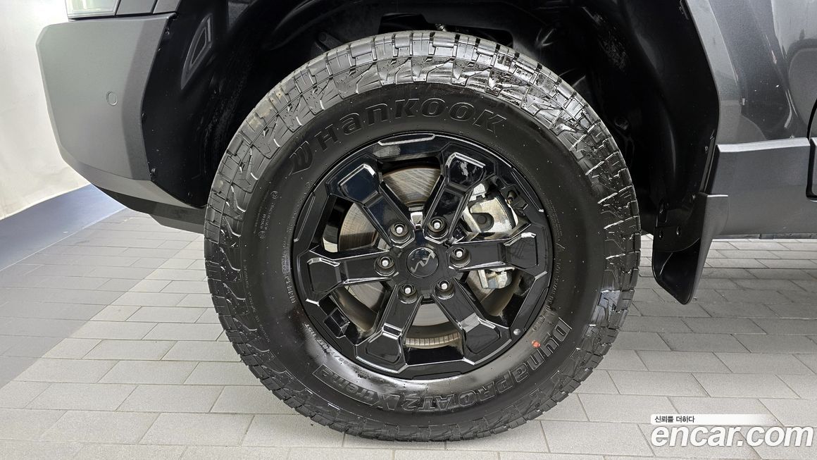 Kia Tasman 2.5T Gasoline 4WD, 2026