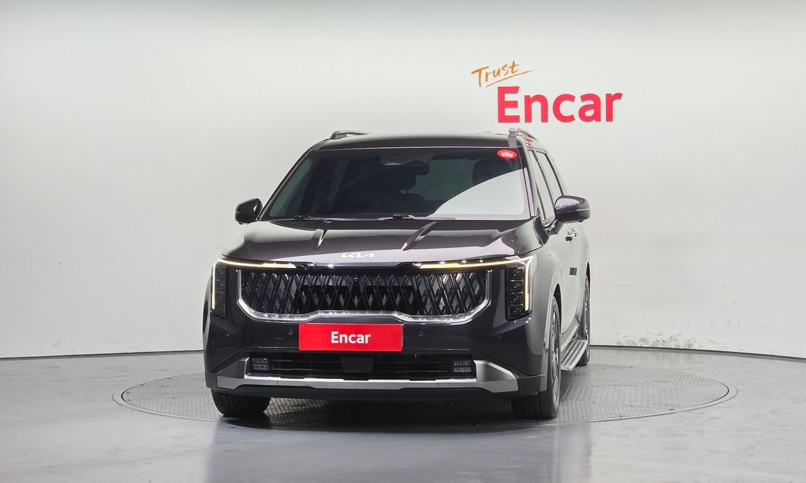 Kia Carnival 7-Seater Signature, 2024