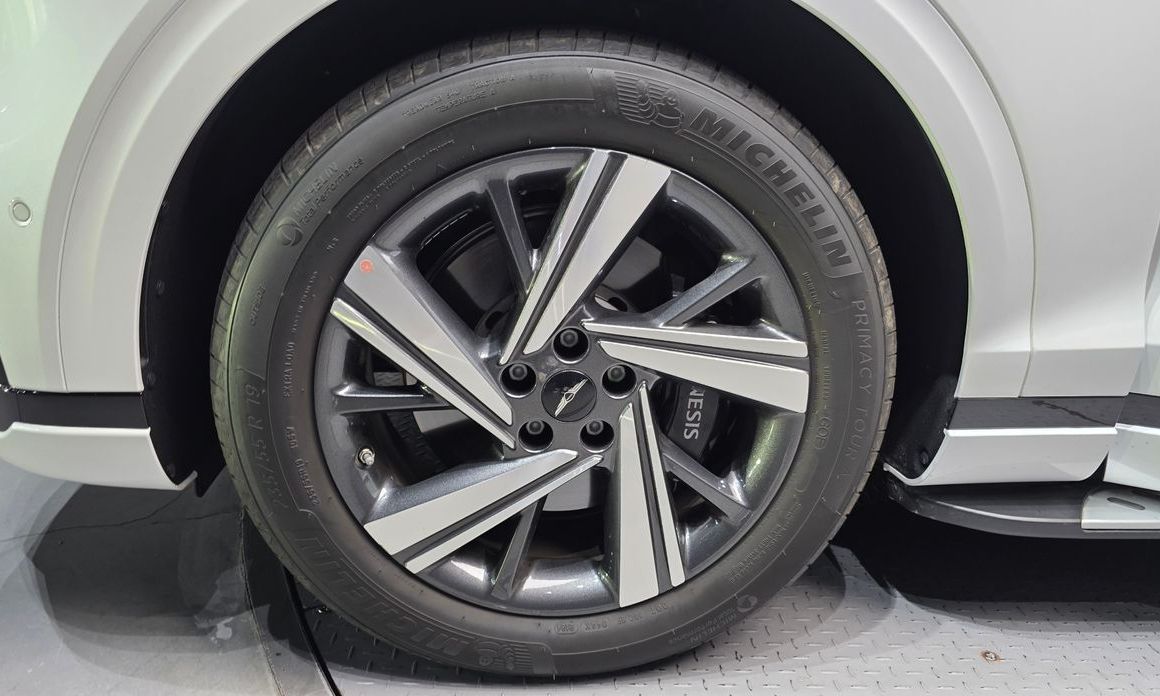 Genesis GV70 2.5T Gasoline 2WD, 2025