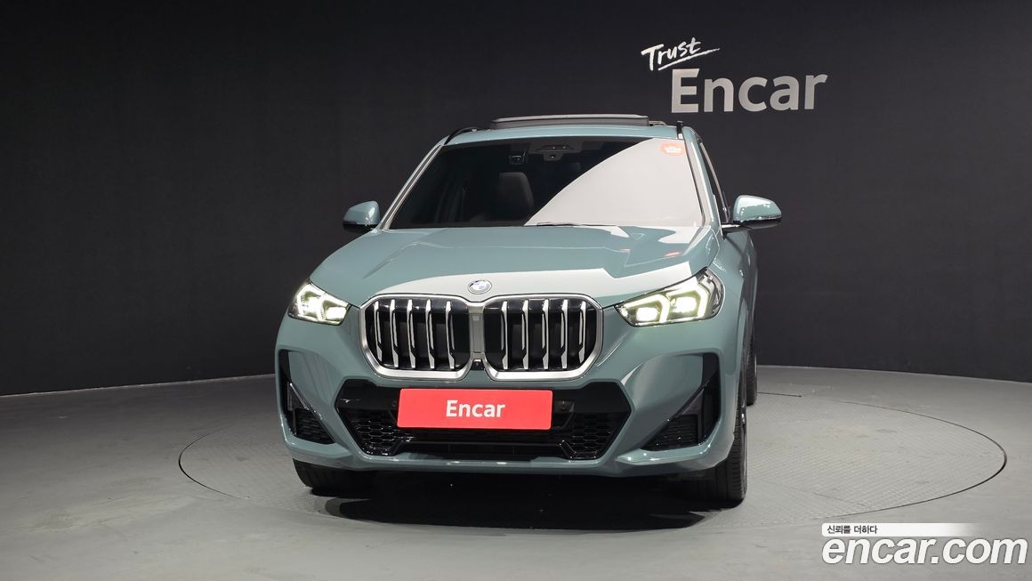 BMW X1 xDrive 20i M Sport, 2024