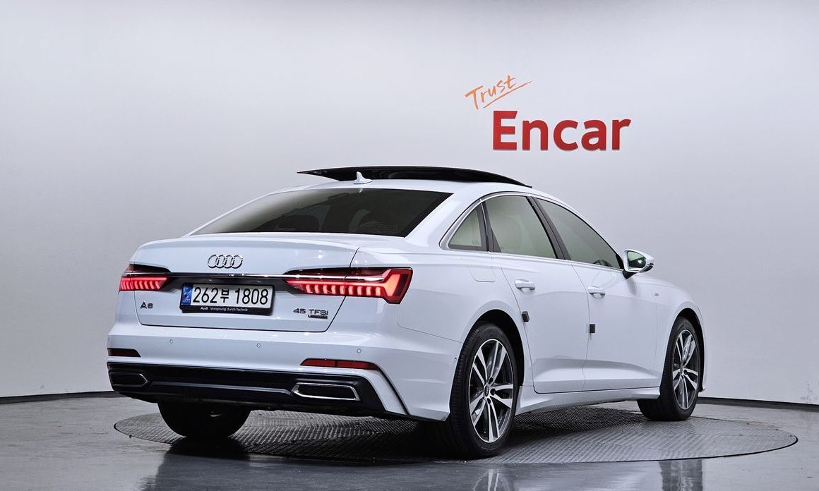 Audi A6 45 TFSI Quattro Premium, 2022