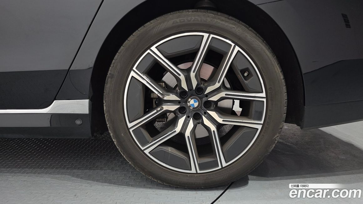 BMW 7-Series 740i xDrive M Sport, 2024