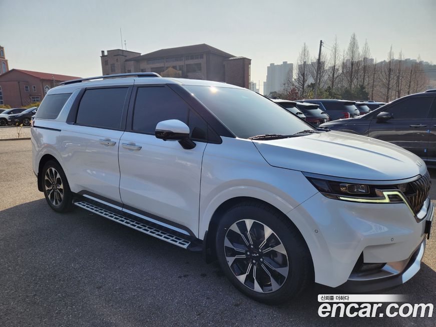 Kia Carnival 9-Seater Signature, 2022