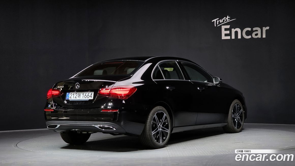 Mercedes-Benz A-Class A220 Sedan, 2025