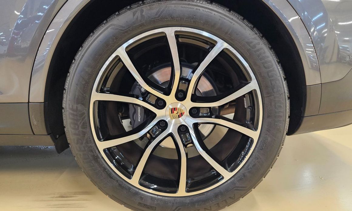 Porsche Cayenne 3.0 Coupe, 2024
