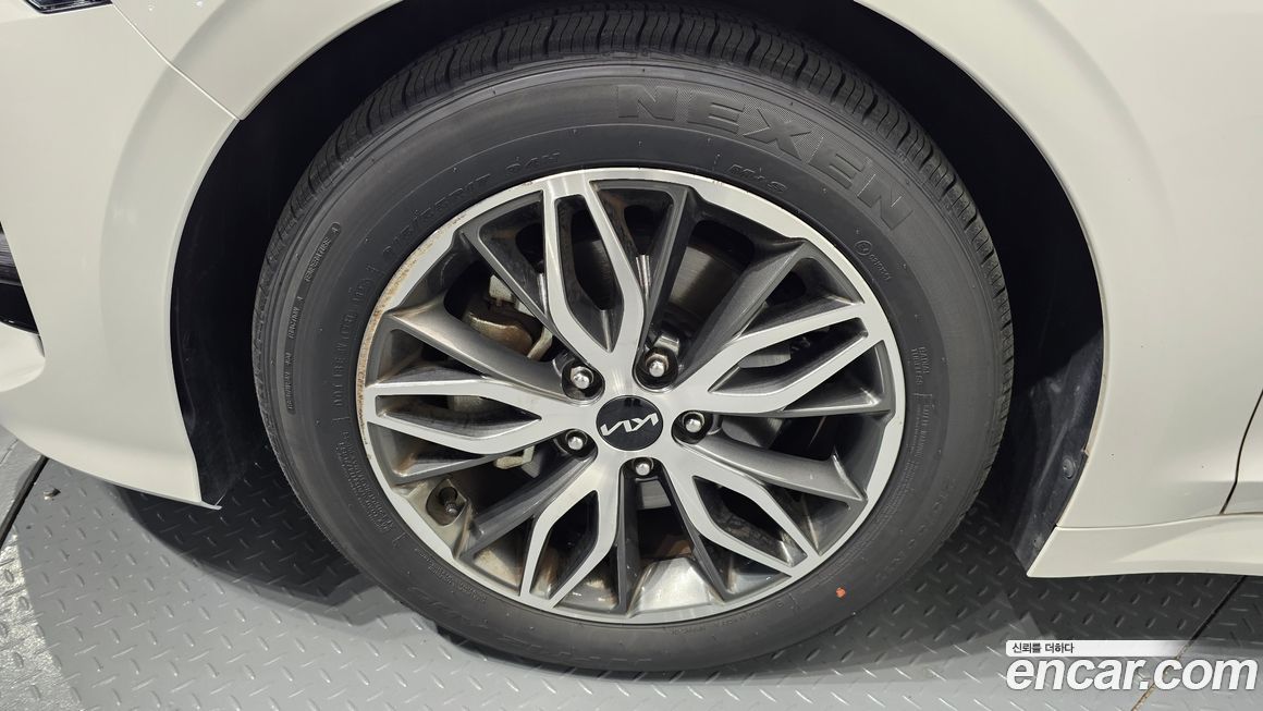 Kia K5 2.0, 2023