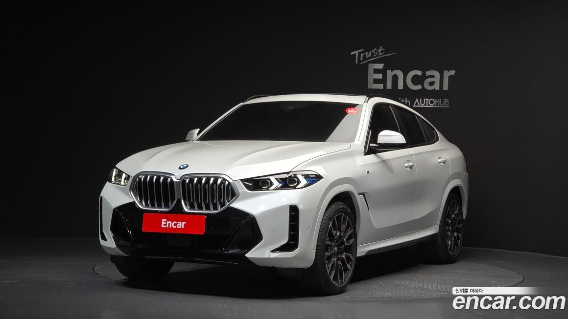 BMW X6 xDrive40i M Sport, 2025