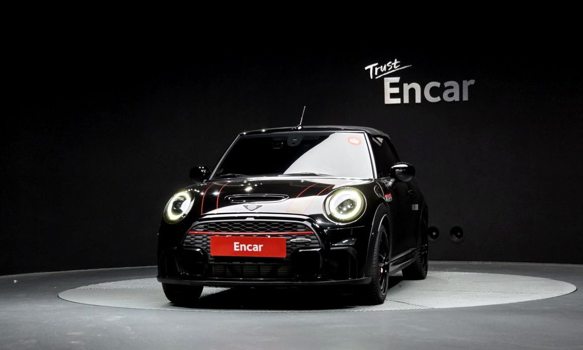 Mini Cooper Convertible JCW, 2022