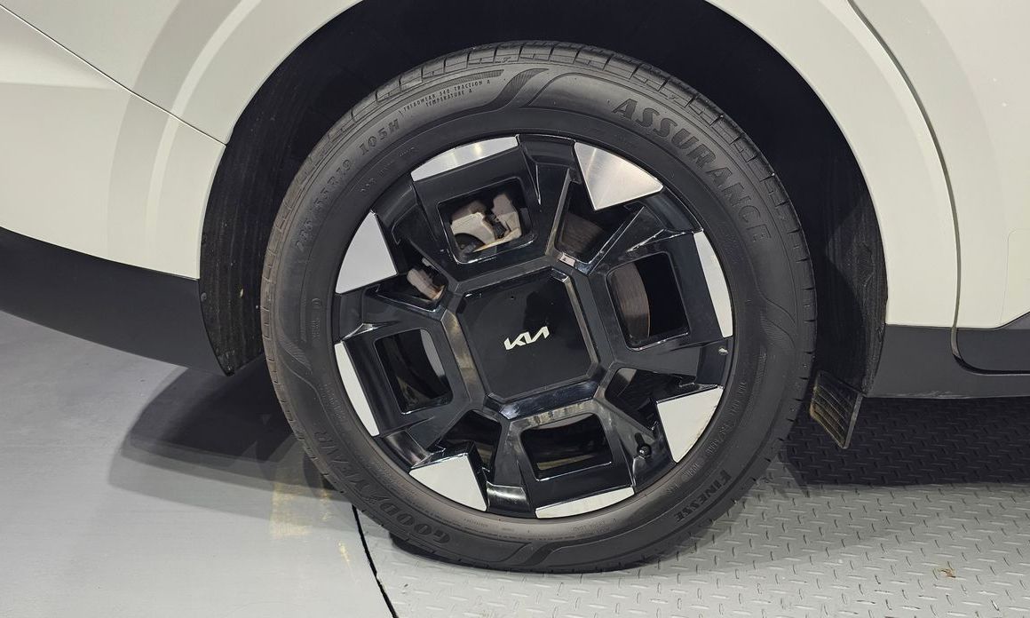 Kia Carnival 7-Seater Noblesse, 2025