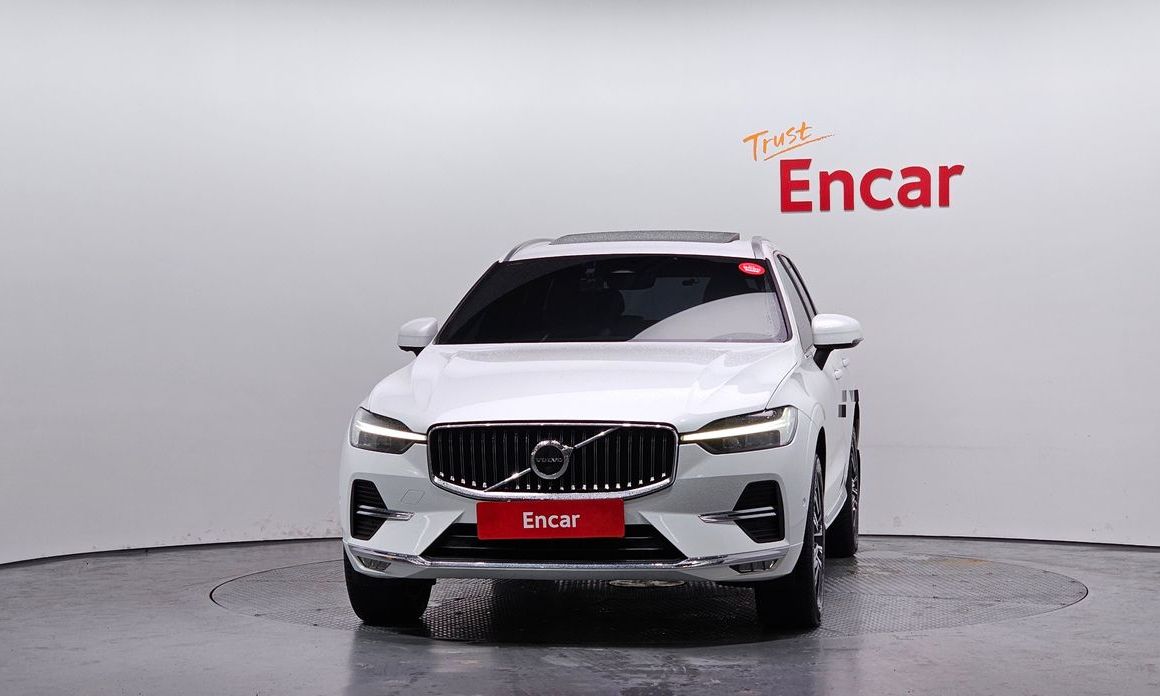 Volvo XC60 B5 Inscription, 2022