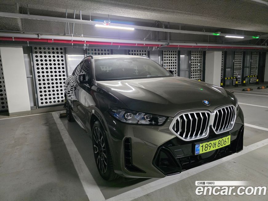 BMW X6 xDrive40i M Sport, 2025
