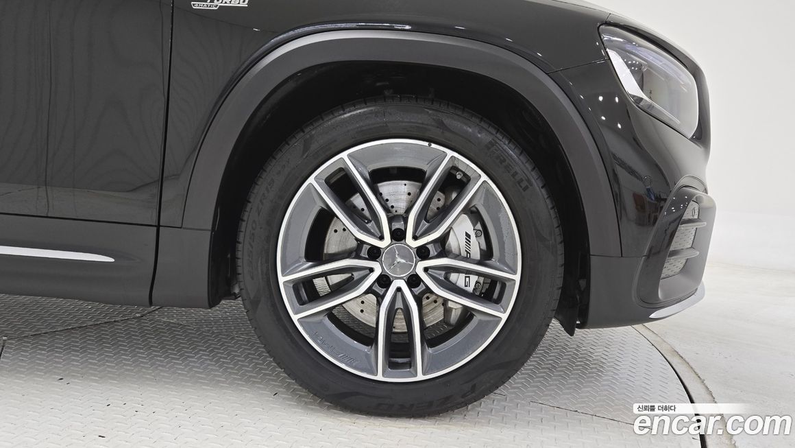 Mercedes-Benz GLB-Class AMG GLB35 4MATIC, 2025