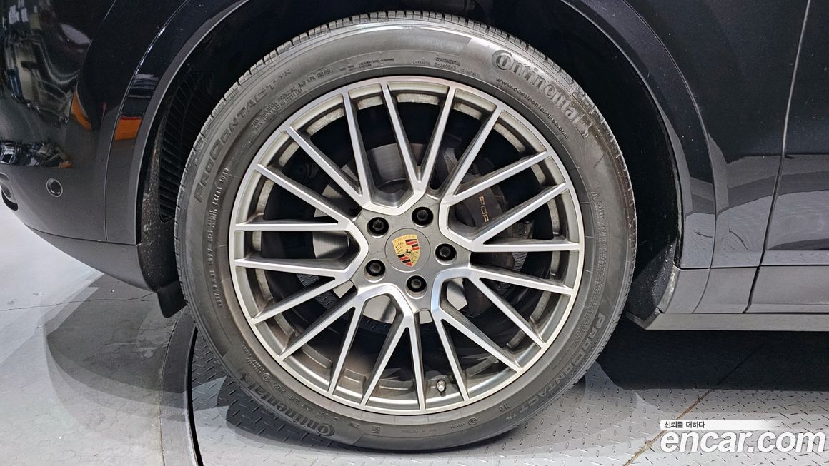 Porsche Cayenne 3.0 COUPE PLATINUM EDITION, 2022