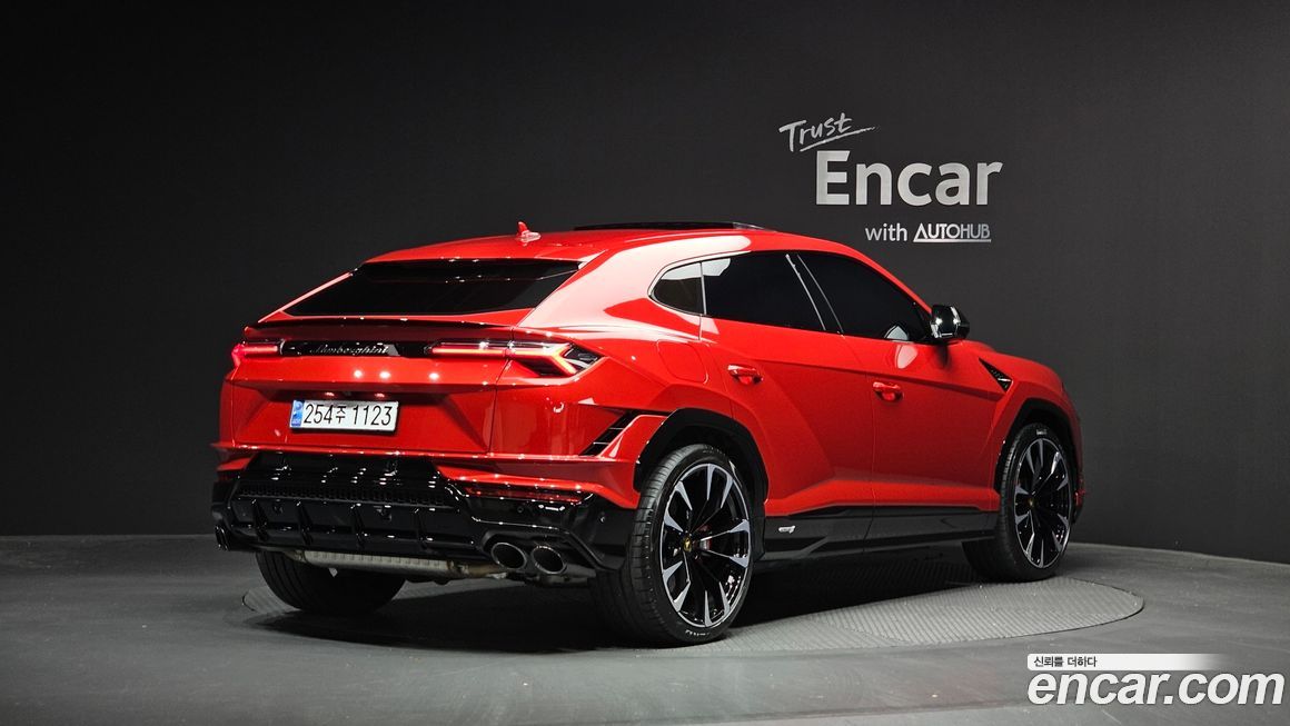 Lamborghini Urus 4.0 V8 S, 2024