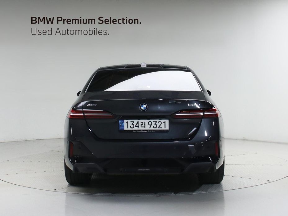 BMW 5-Series 530i xDrive M Sport, 2024