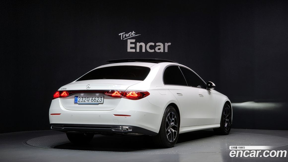 Mercedes-Benz E-Class E200 Avantgarde, 2025