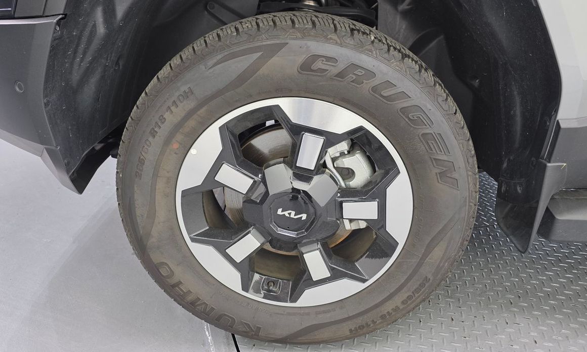 Kia Tasman 2.5T Gasoline 4WD, 2026