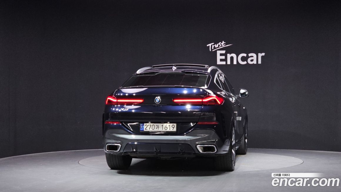 BMW X6 xDrive40i M Sport, 2023