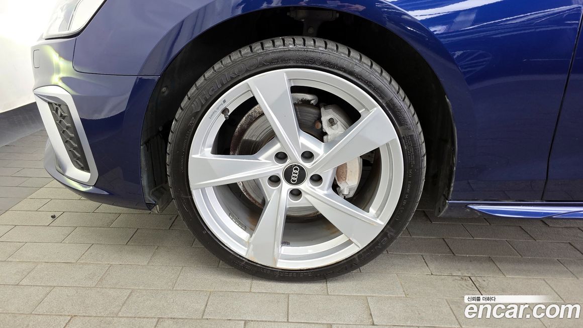 Audi A4 40 TDI Quattro Premium, 2022