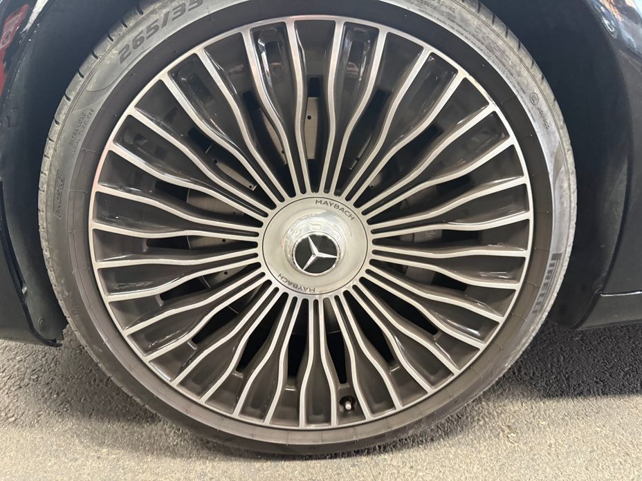 Mercedes-Benz S-Class Maybach S680 4MATIC, 2023