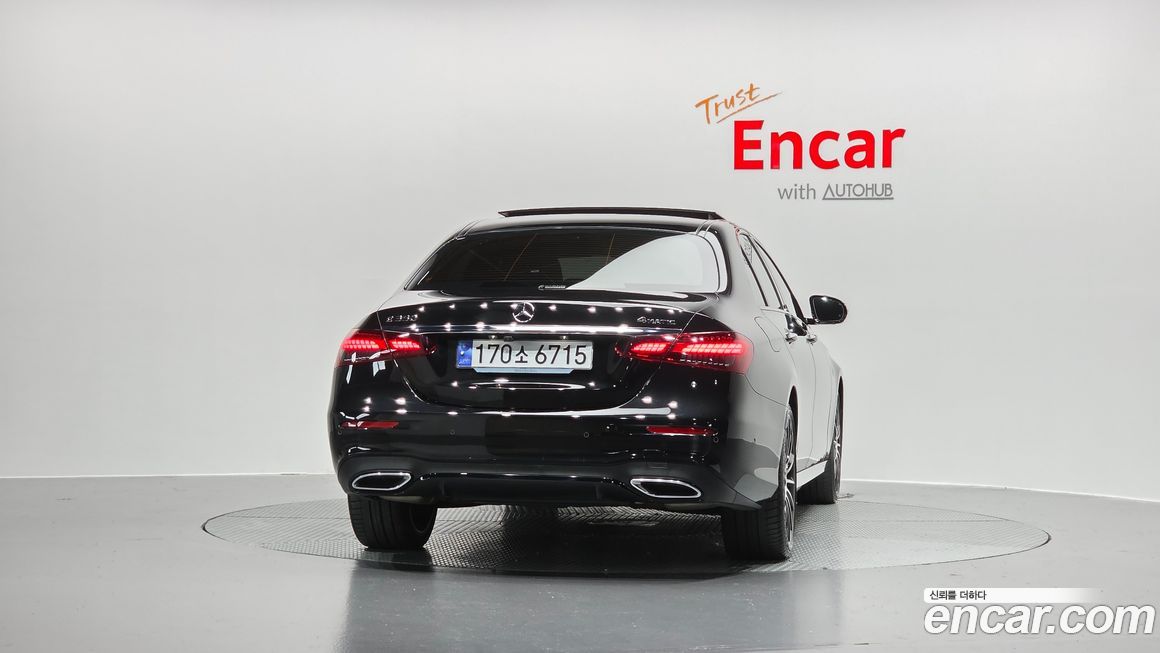 Mercedes-Benz E-Class E350 4MATIC AMG Line, 2023